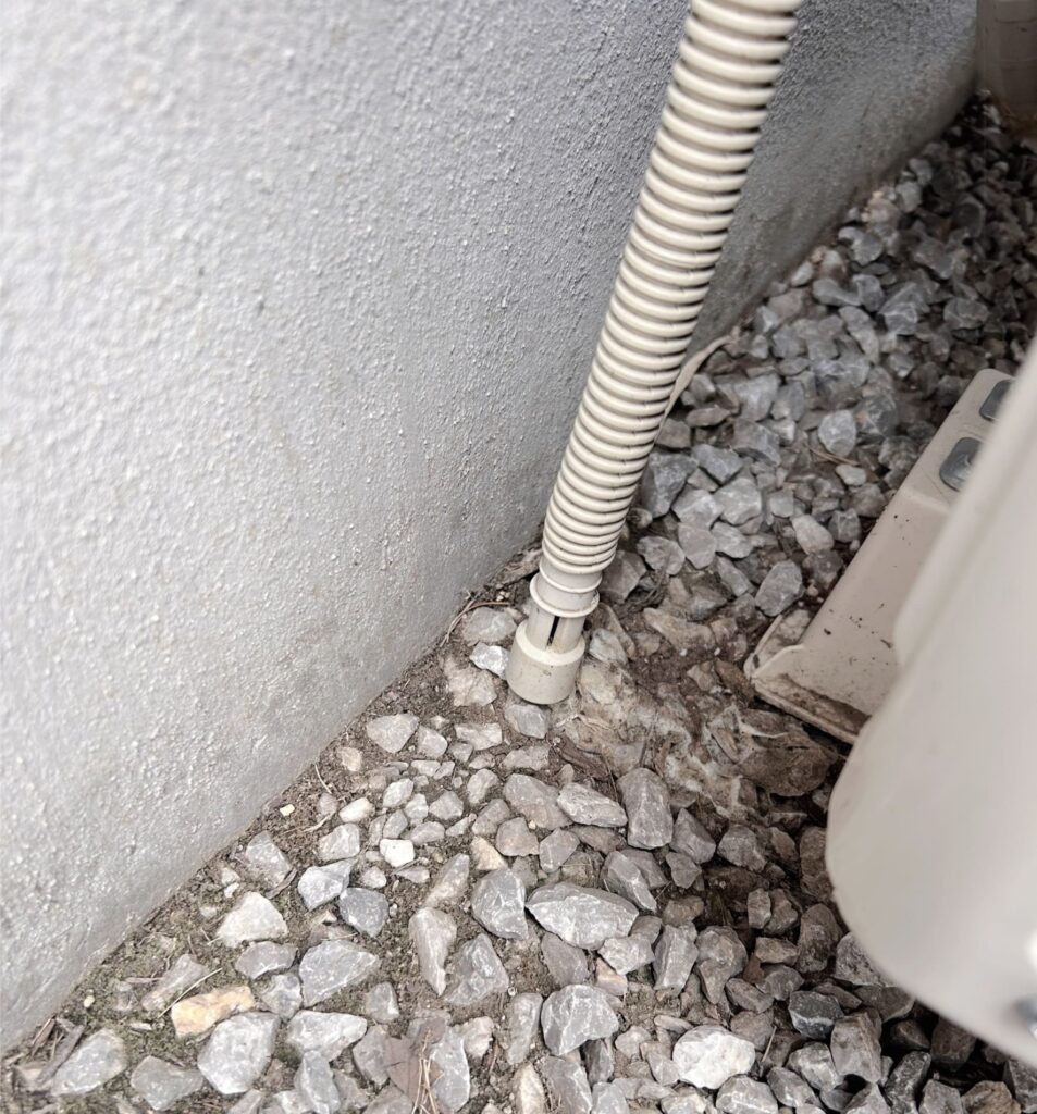 室外機の防虫キャップ